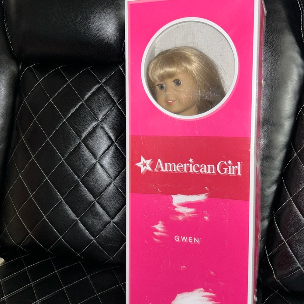 American girl doll Gwen HTF!!!!